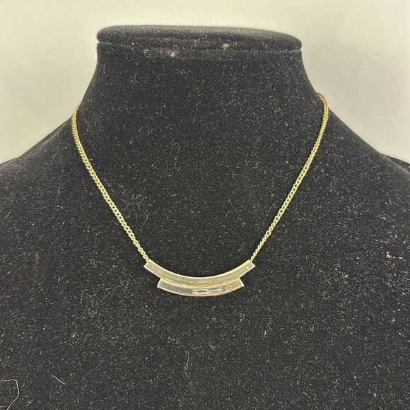 Emmons Chain Link Necklace - Picture 2 of 6